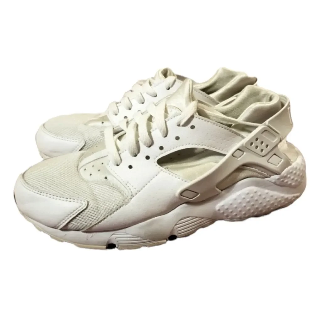 Nike Huarache White Women's 8.5 or Youth Size 7